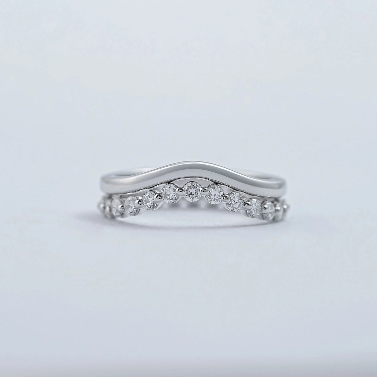 Round Diamond Curved Eternity Ring Set