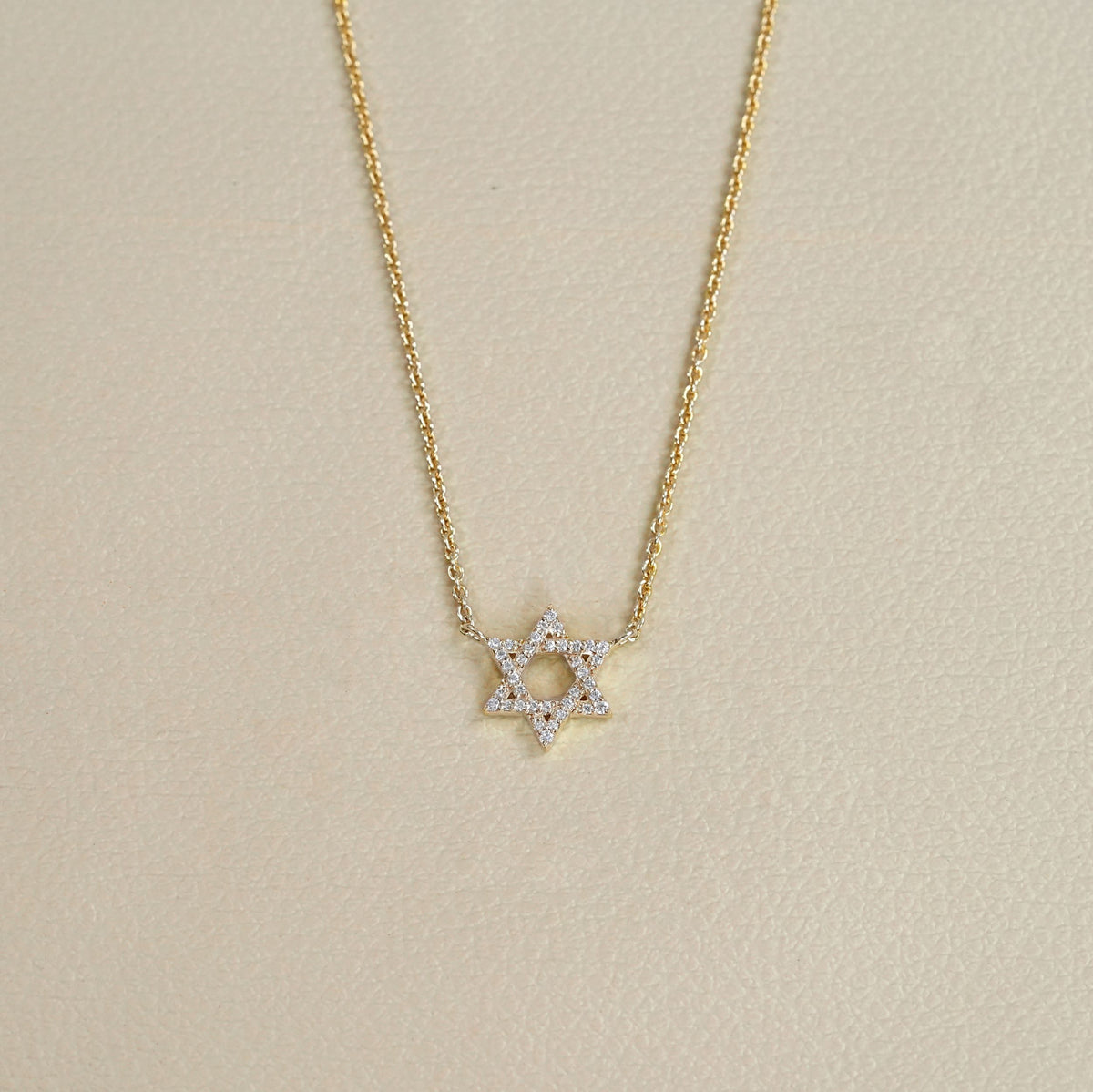 David Star Shape Round Cut Necklace