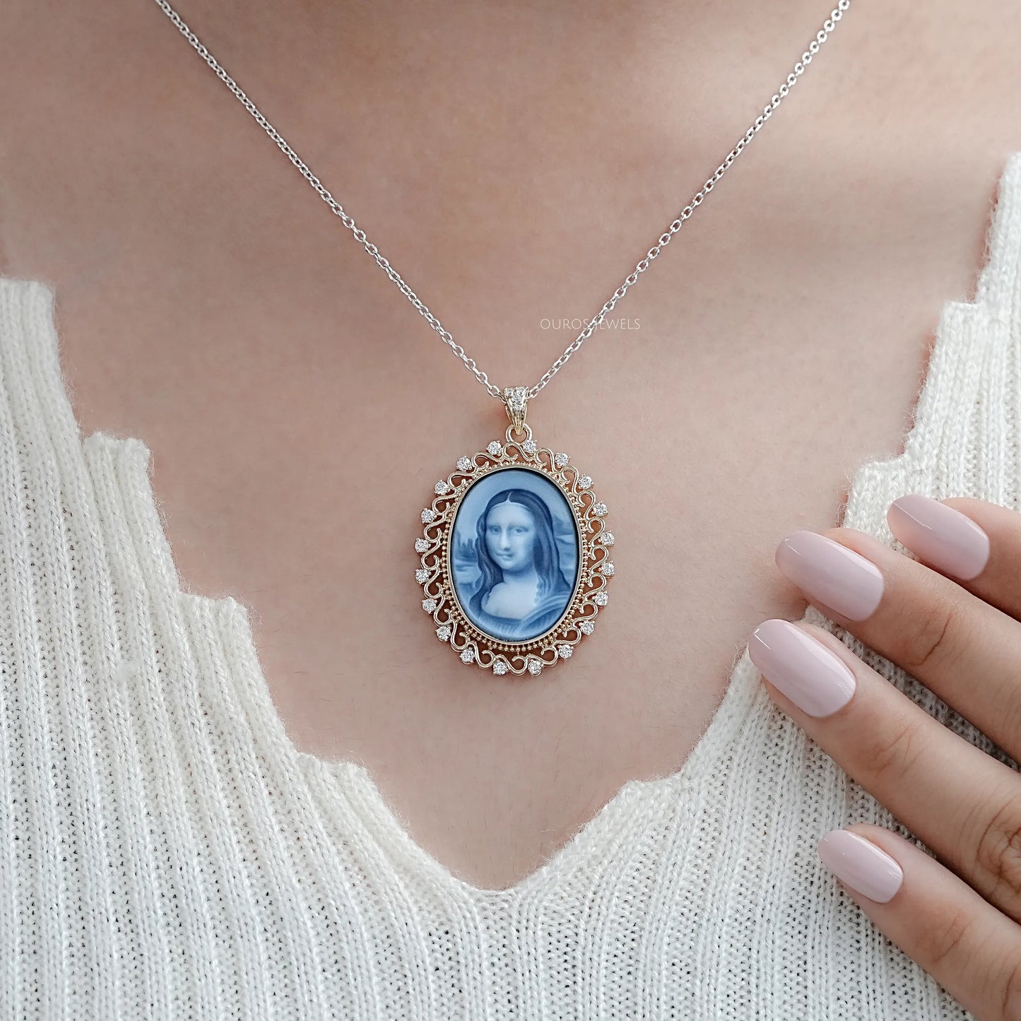 Blue-Toned Cameo Customize Pendant