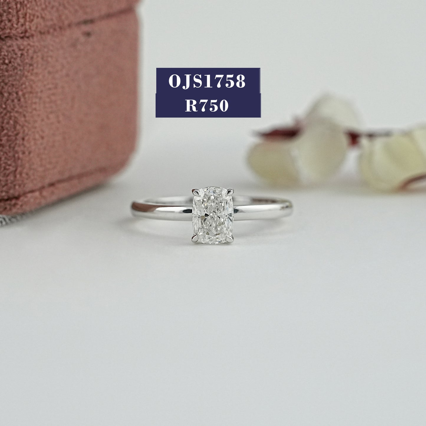 Cushion Lab Diamond Solitaire Ring