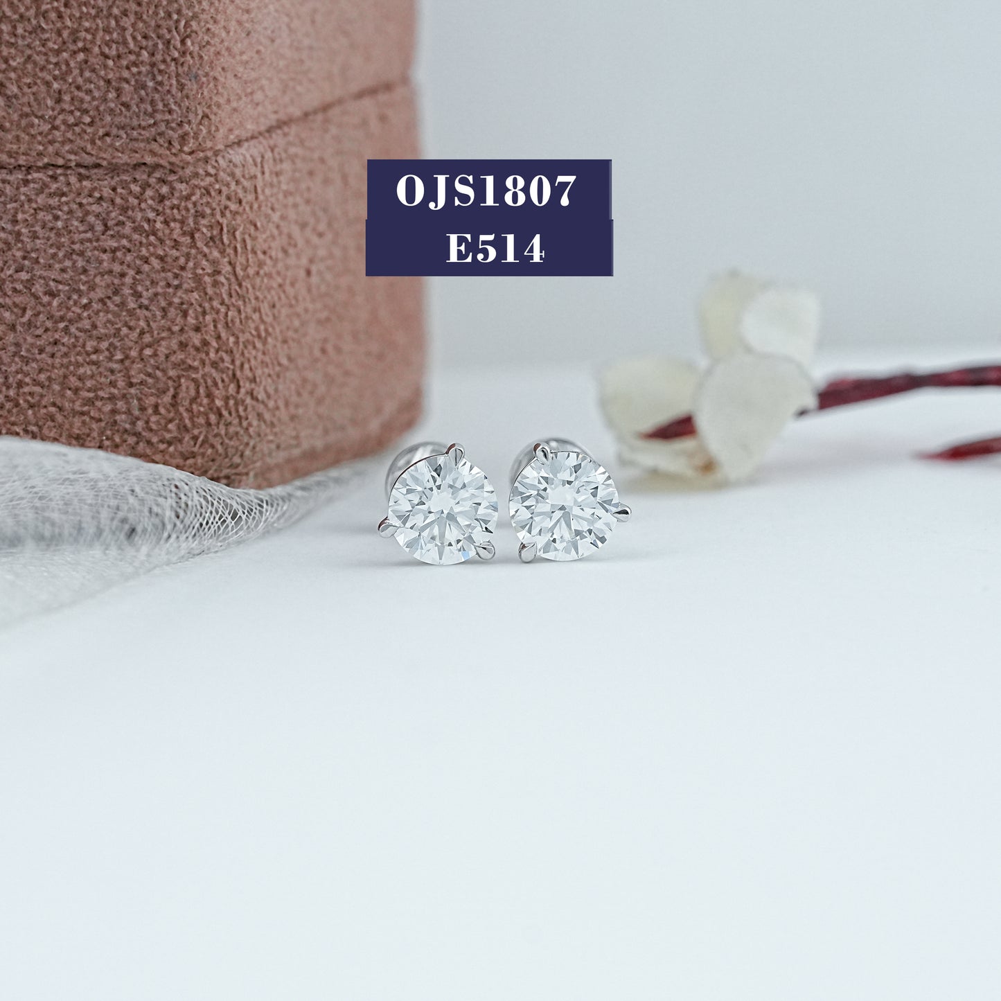 Round Cut Lab Diamond Solitaire Studs