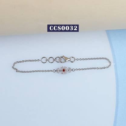 Lab Grown Diamond Tiny Flower Bracelet