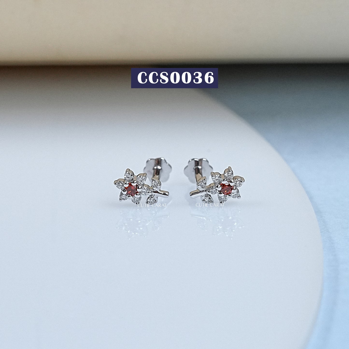 Lab Diamond Dainty Flower Stud