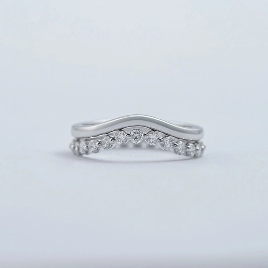 Round Diamond Curved Eternity Ring Set