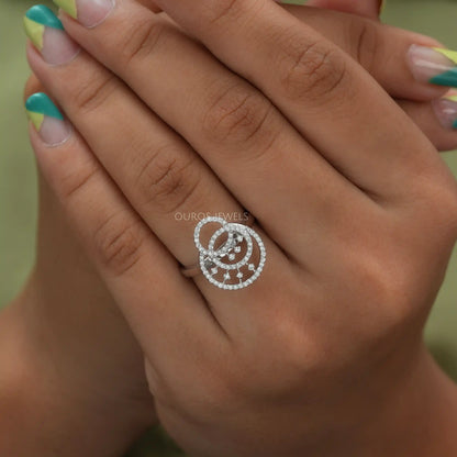 Cluster  Round  Diamond  Dainty  Ring