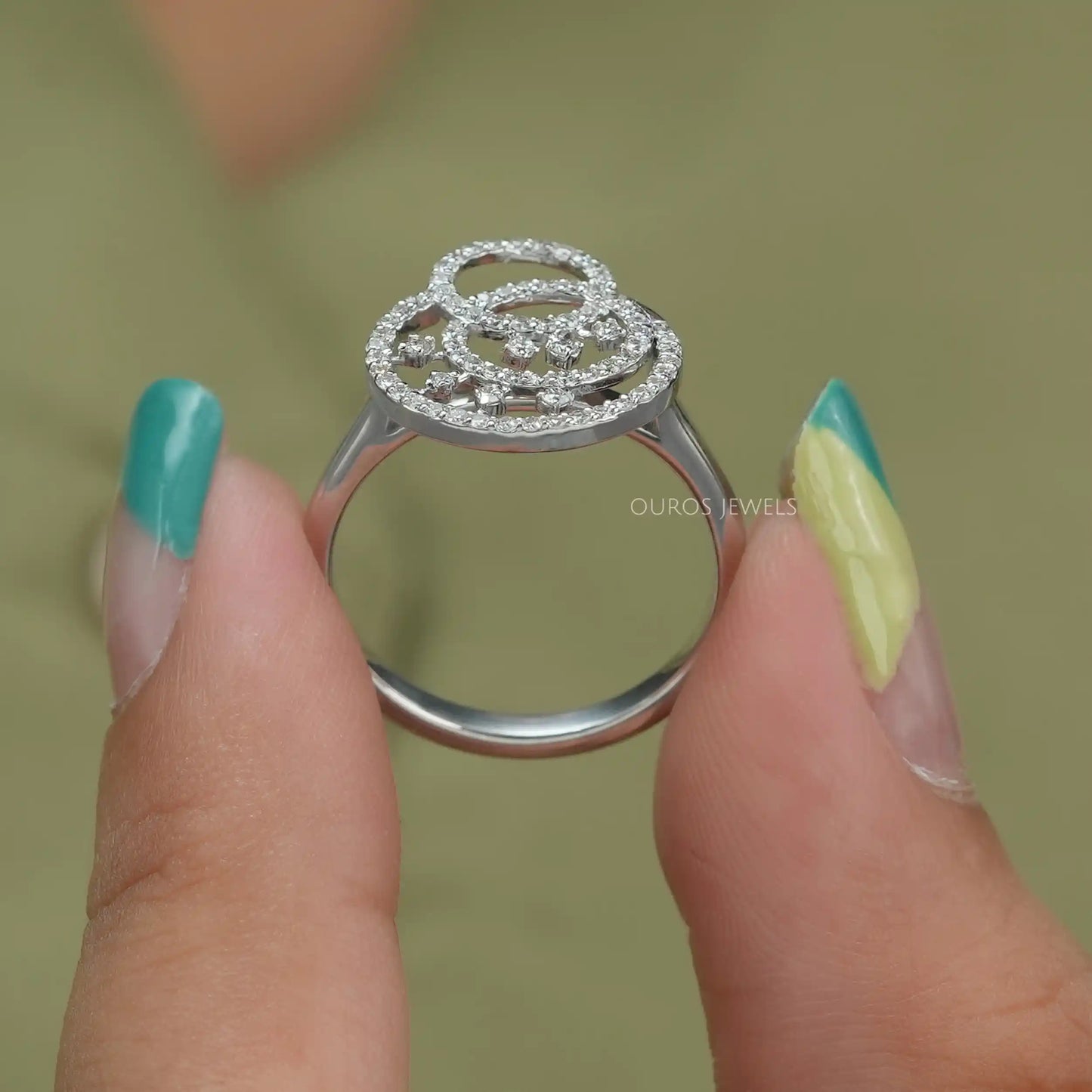 Cluster  Round  Diamond  Dainty  Ring