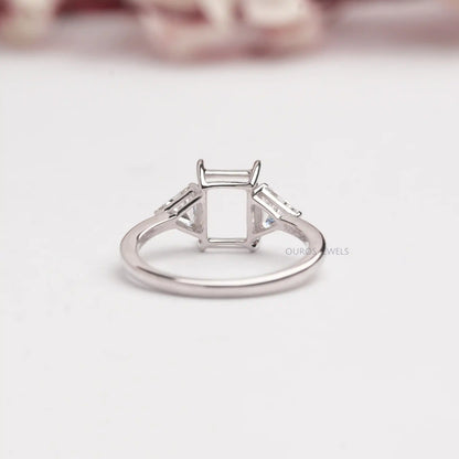 Three Stone  Step Cut Calf'Head   Lab Diamond  Ring