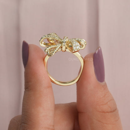 Yellow Gold  Round  Cluster  Diamond  Bow Tie Ring