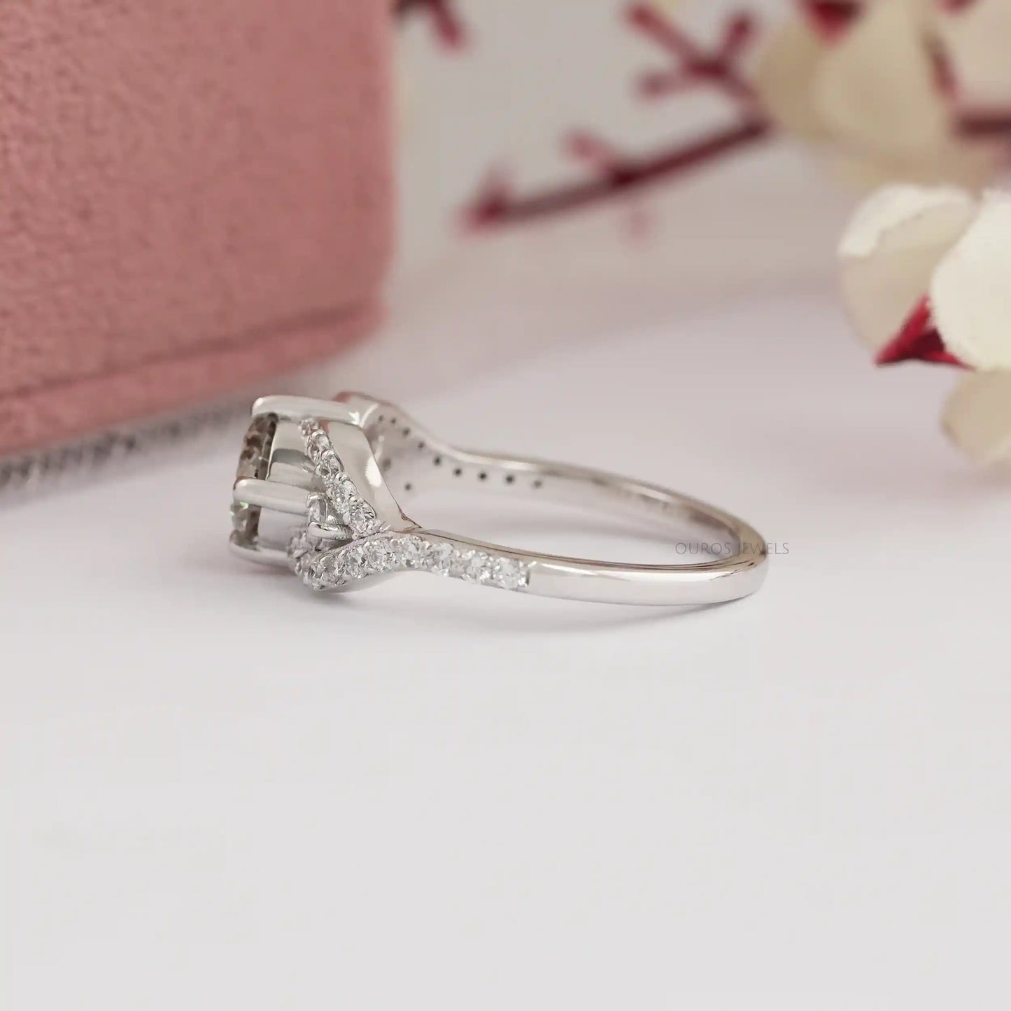 Olive Round  Cut  Cluster Diamond Dainty Ring