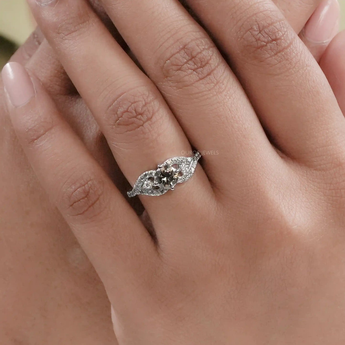 Olive Round  Cut  Cluster Diamond Dainty Ring