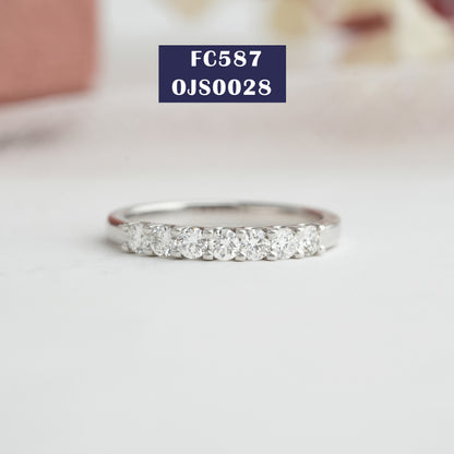 7 Stone Round  Cut Lab Diamond  Ring