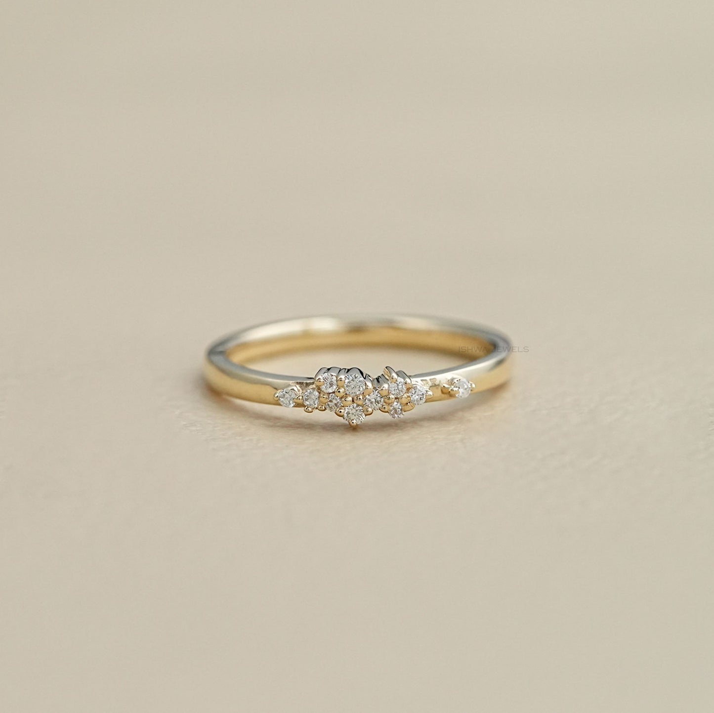 Round Diamond Cluster Wedding Ring