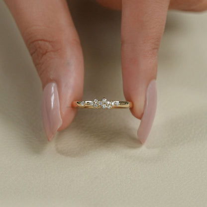 Round Diamond Cluster Wedding Ring