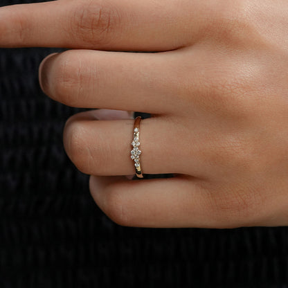 Round Diamond Cluster Wedding Ring