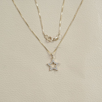 Round Diamond Star Necklace