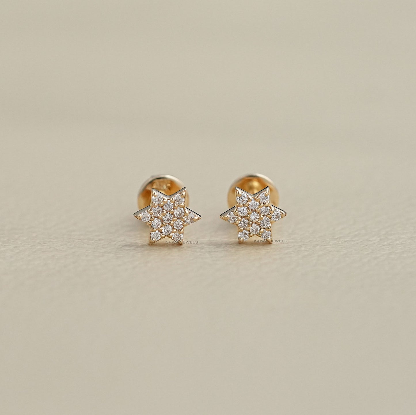 Star Shape Round Diamond Stud Earring