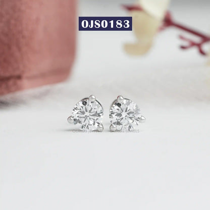 Round Diamond Solitaire Stud Earring