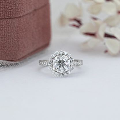 OEC Round Diamond Halo Accent Ring