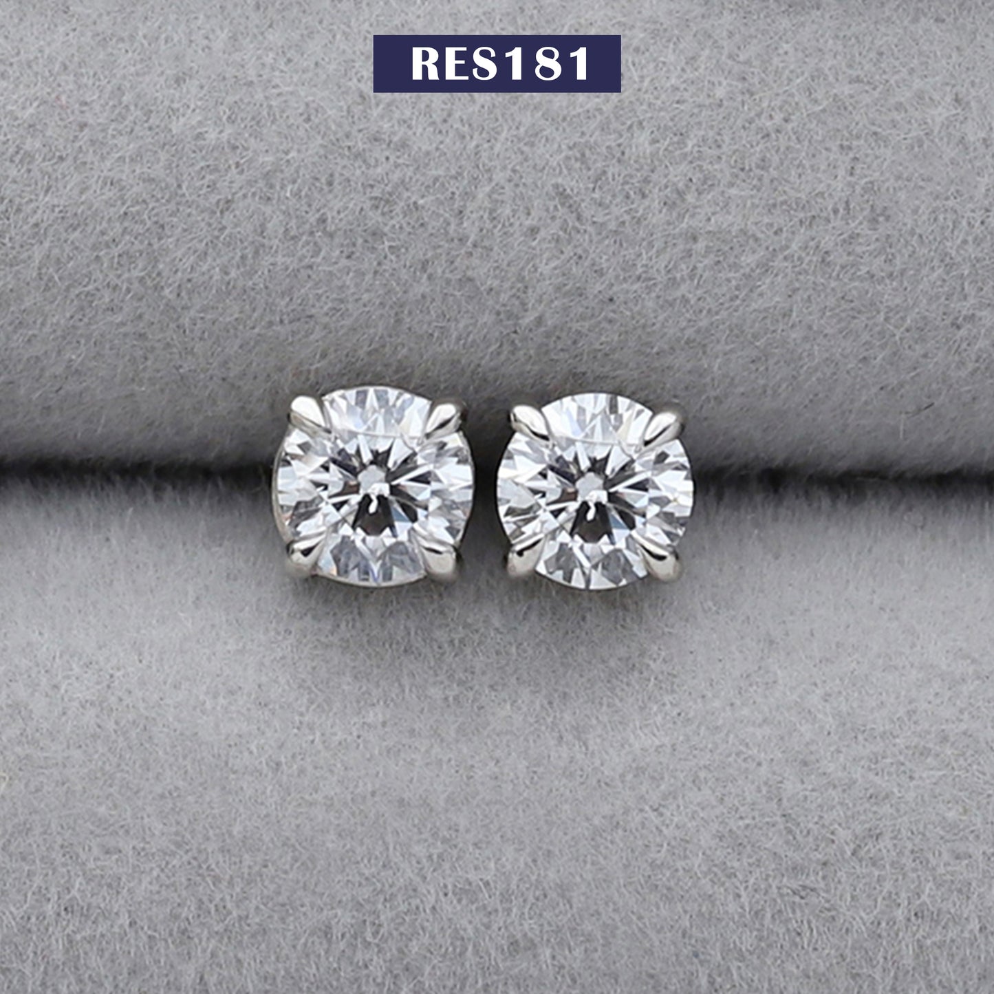 Round  Cut  Lab  Grown Diamond  Stud