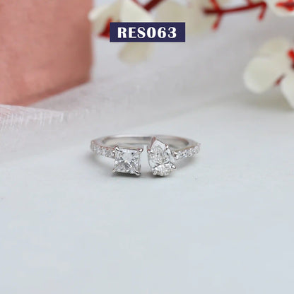 Princess & Pear Diamond Toi Et Moi Ring