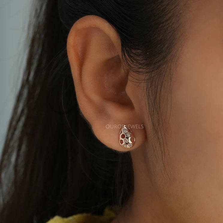 Rose Gold  Pear Shape  Lab Diamond  Stud