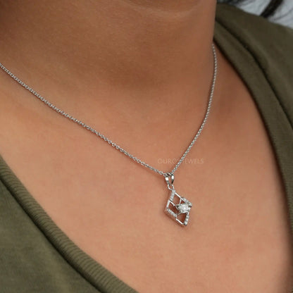 Olive Butterfly Cut Cluster Necklace