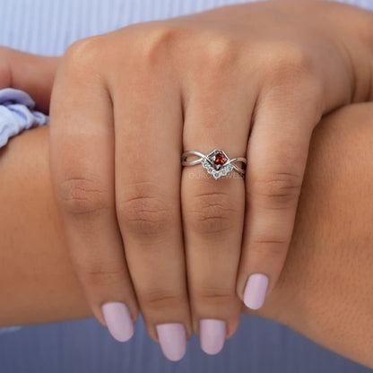 Oval Cut Diamond Cluster Ring
