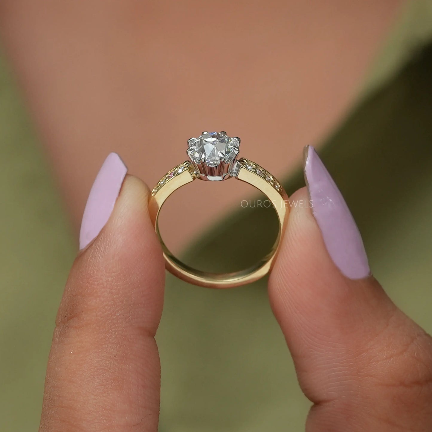 Old European Round Diamond Engagement Ring