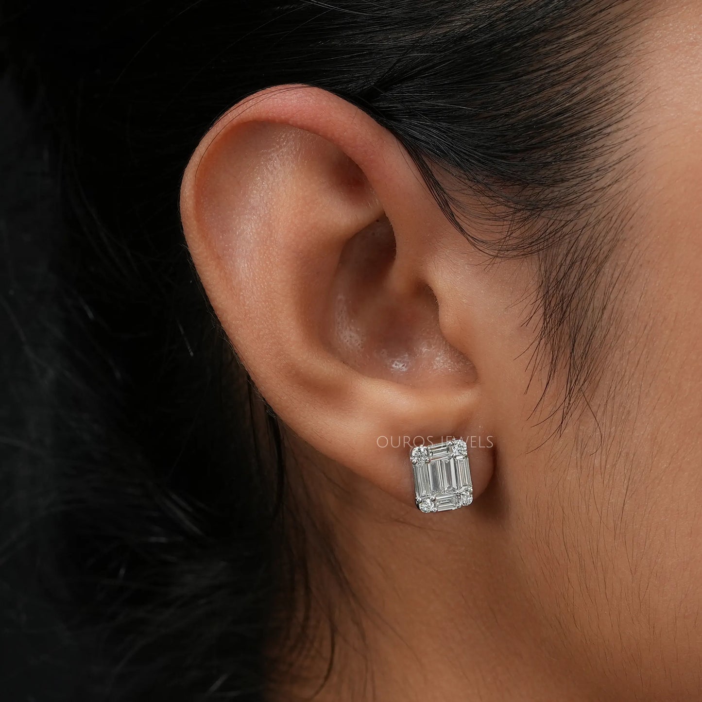 Baguette & Round Pave Diamond Earring