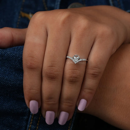 Heart Lab Diamond Curved Ring