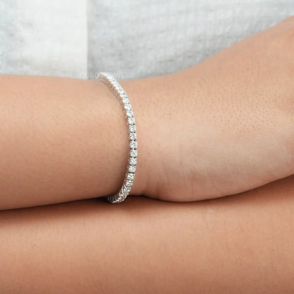 Round Cut Diamond Tennis Bracelet