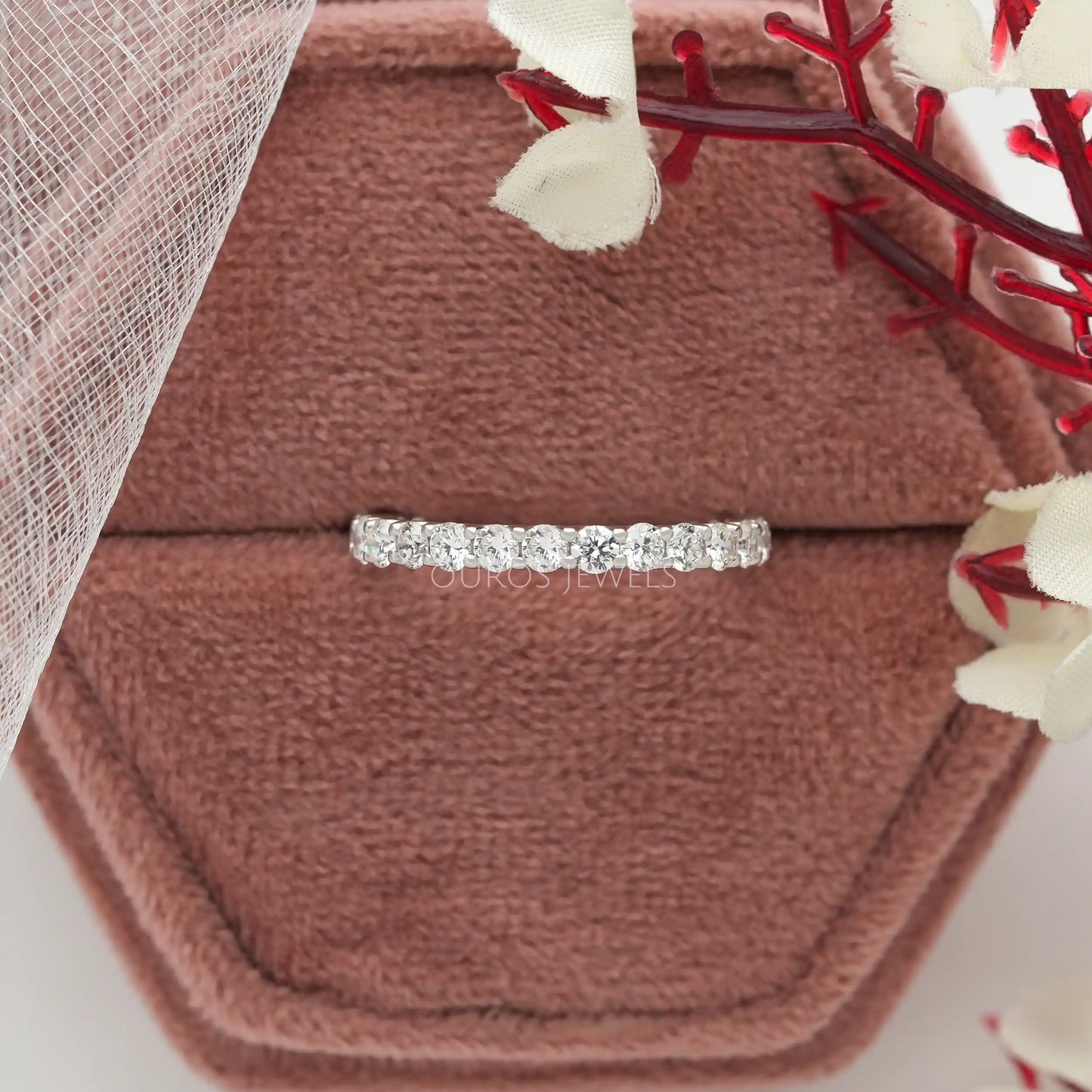 Round Cut Diamond Stackable band