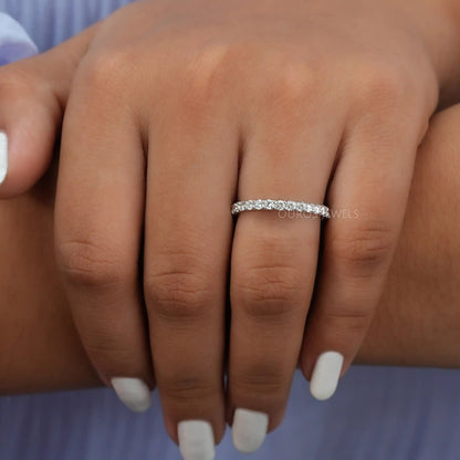 Round Diamond Stacking Band